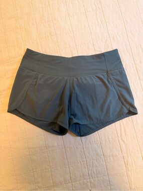 EUC Lululemon Speed Up Lined Short 4” Sz 6 Teal